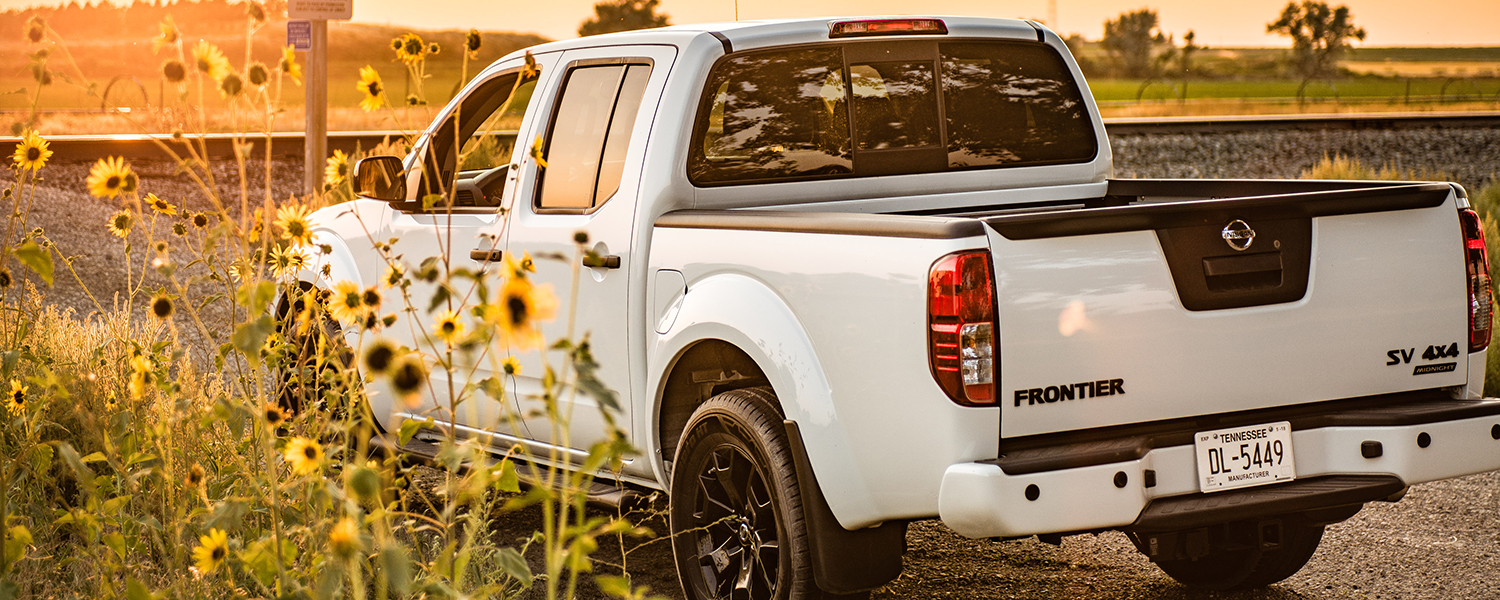 2019 nissan on sale frontier accessories