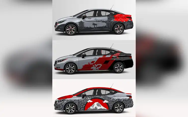 Imagens laterais de três Nissan Versas com pinturas japonesas