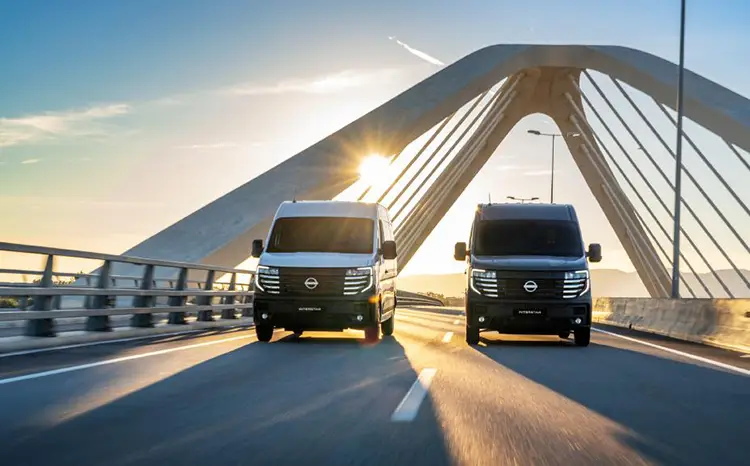 All-new Nissan Interstar and Interstar-e on a bridge