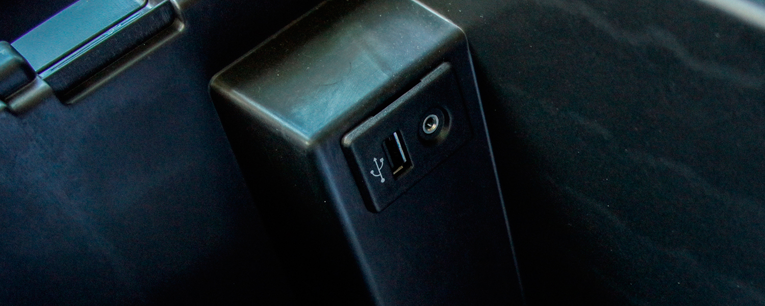 A 2013 TItan USB charging port