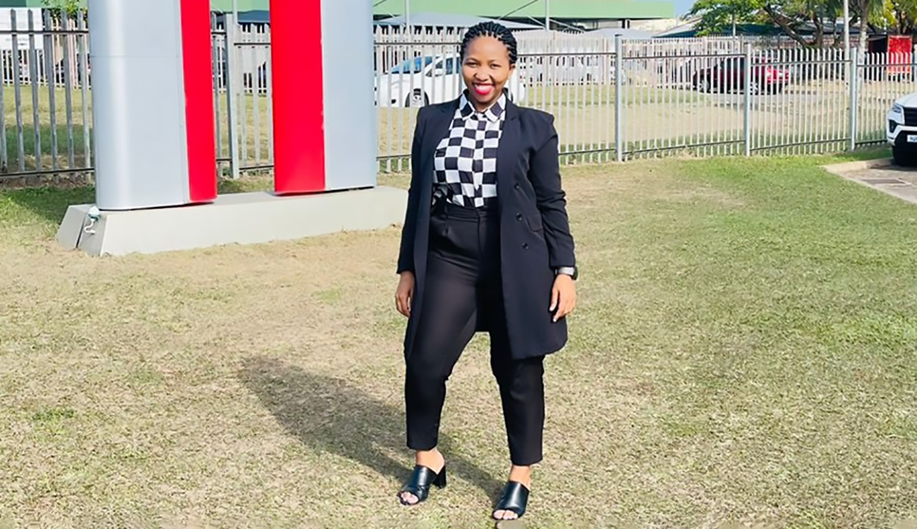 Zama Luwanda Ndlovu posing for a photo
