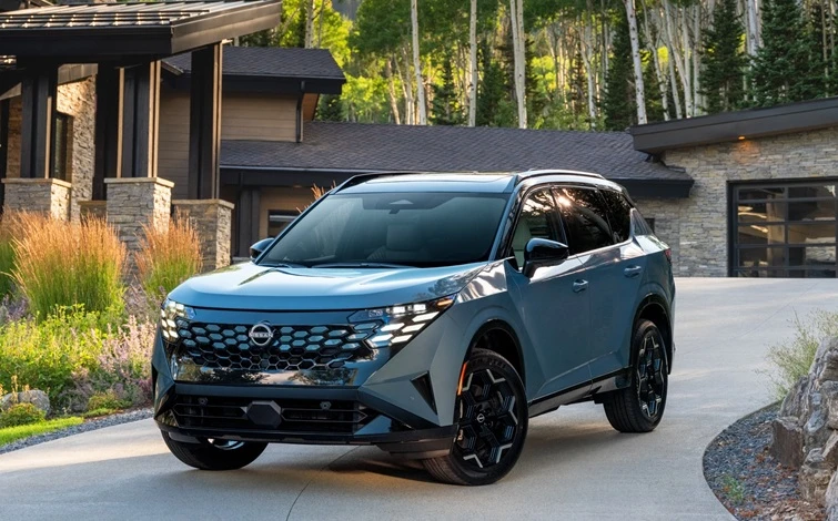 The all-new 2027 Nissan Rogue Hybrid brings Nissan's innovative e‑POWER technology to the U.S. for the first time, delivering a smoother, quicker and quieter drive with electric motors powering the wheels.