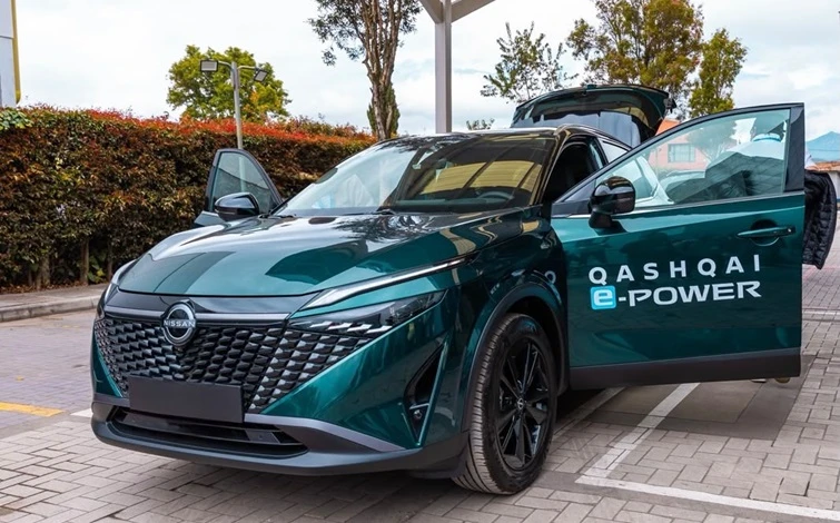 Nissan Qashqai e‑Power Deep Ocean color