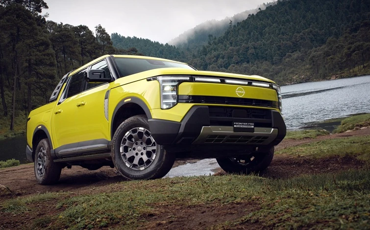 Nissan debuts the Frontier Pro PHEV globally in Mexico.