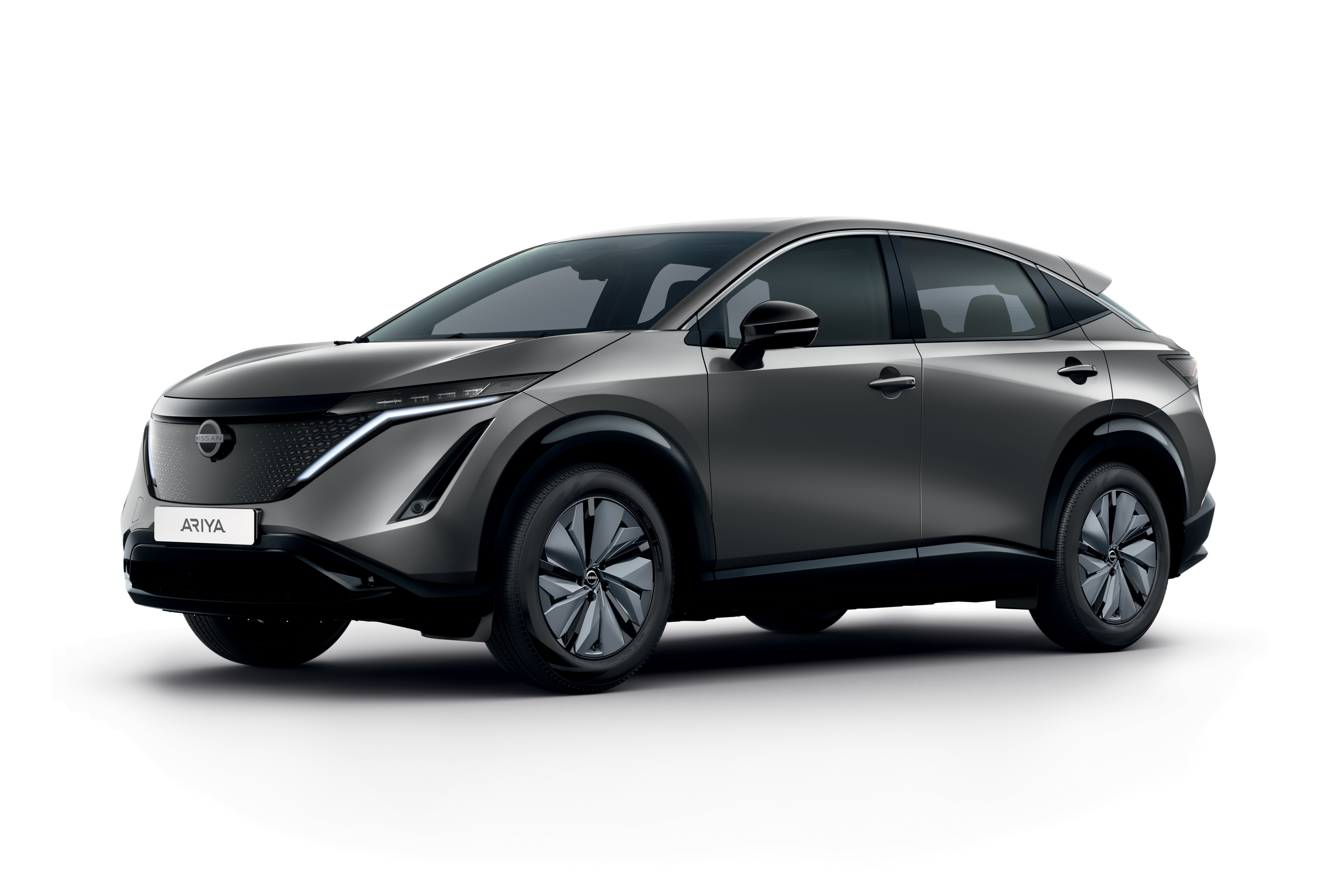 Szary Nissan ARIYA - packshot
