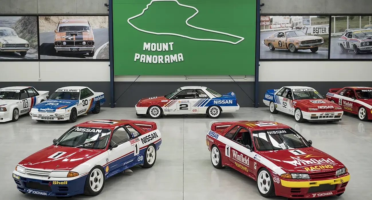 1991 Nissan Skyline GT-R and 1992 Nissan Skyline GT-R Bathurst race cars in racing livery