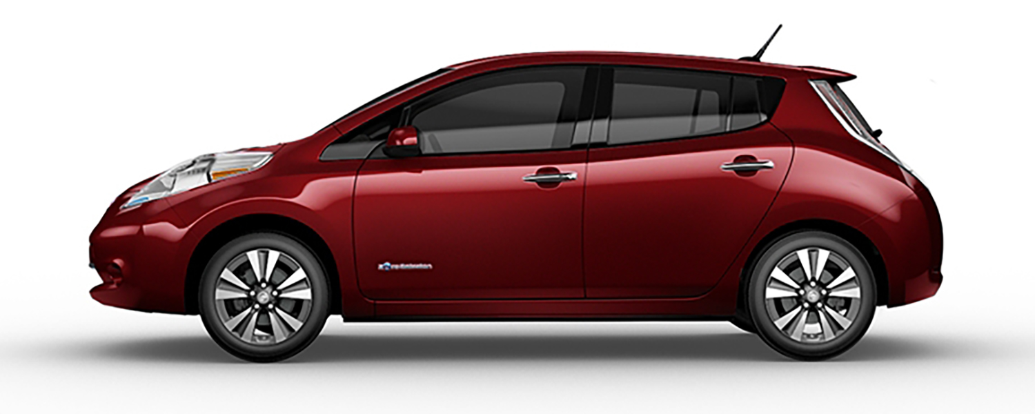 Nissan on sale leaf size