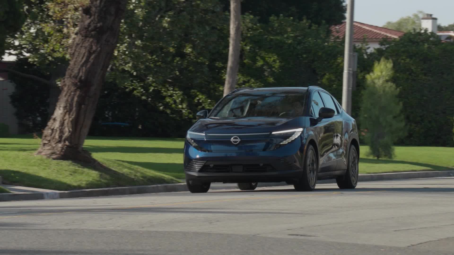 2026 Nissan LEAF Product Footage