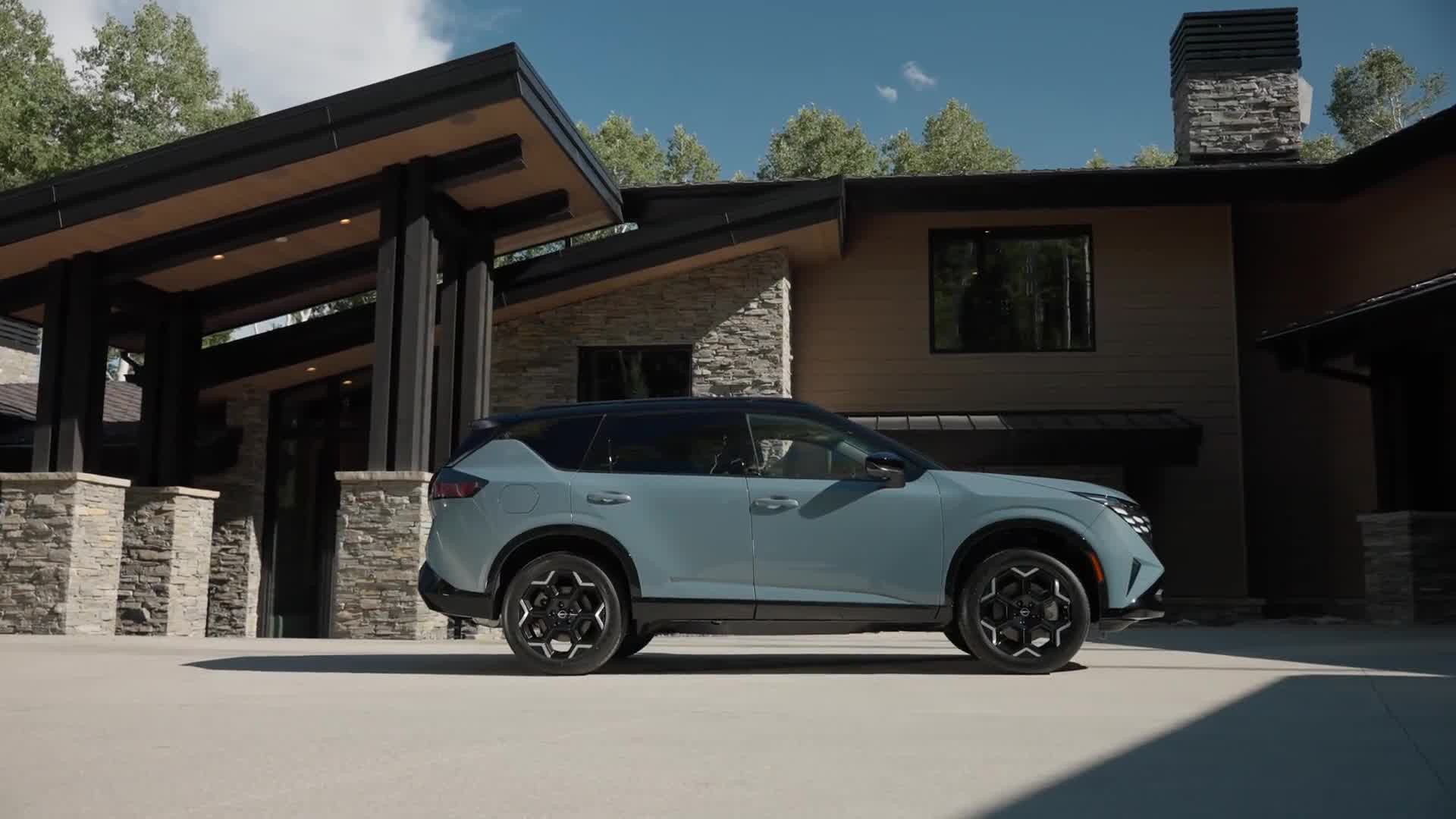 Product Footage - 2027 Nissan Rogue Hybrid Platinum