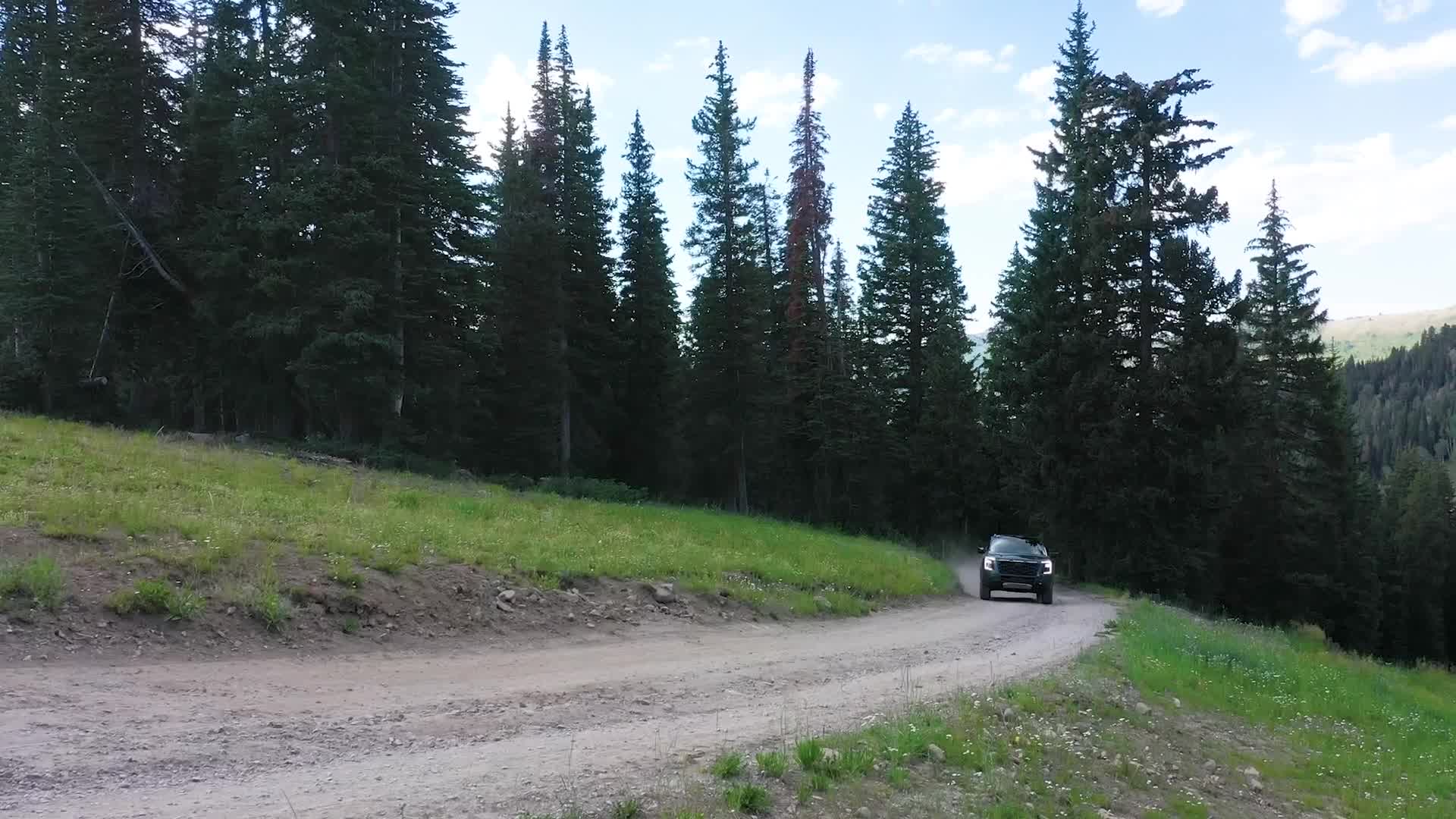 Product Footage: 2025 Nissan Armada PRO-4X